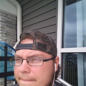 Meet your Posher, Aaron